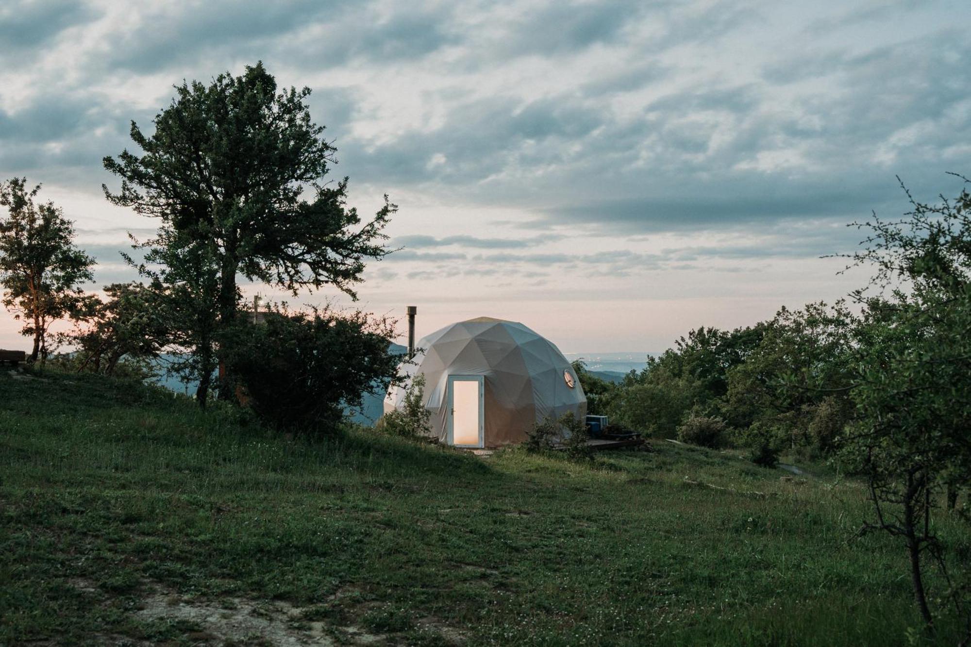 Aura - Glamping Experience Hotel Accettura Bagian luar foto